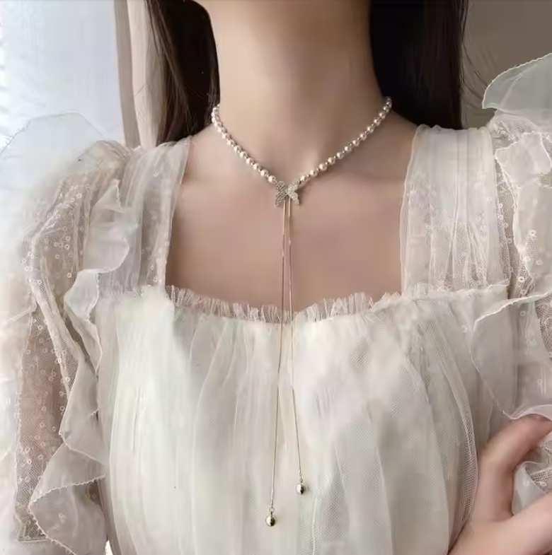 Butterfly Pearls Rhinestone Necklace